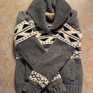 TNA Knit Pullover sweater